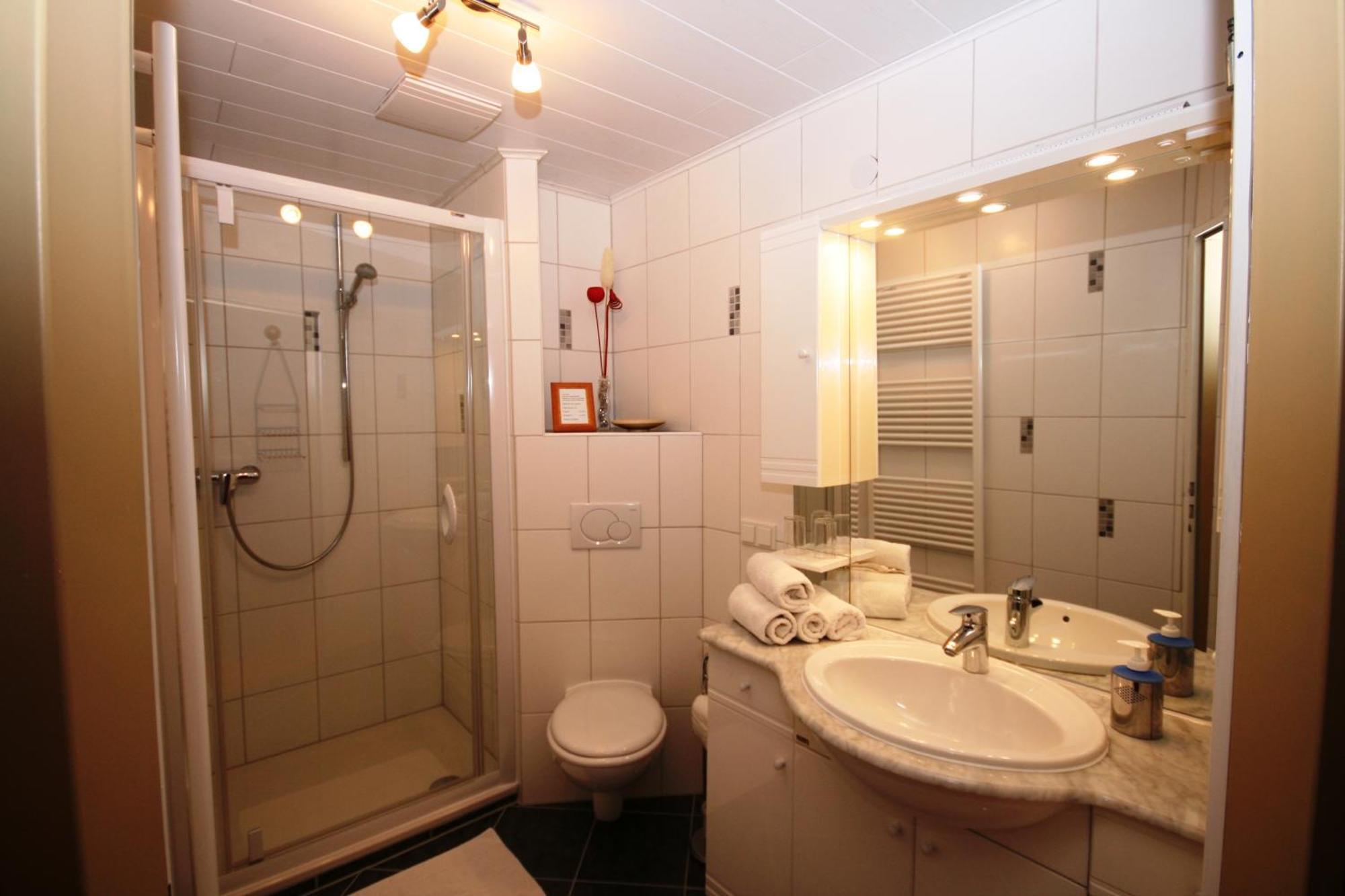 Hotel Burgblick Thallichtenberg ภายนอก รูปภาพ